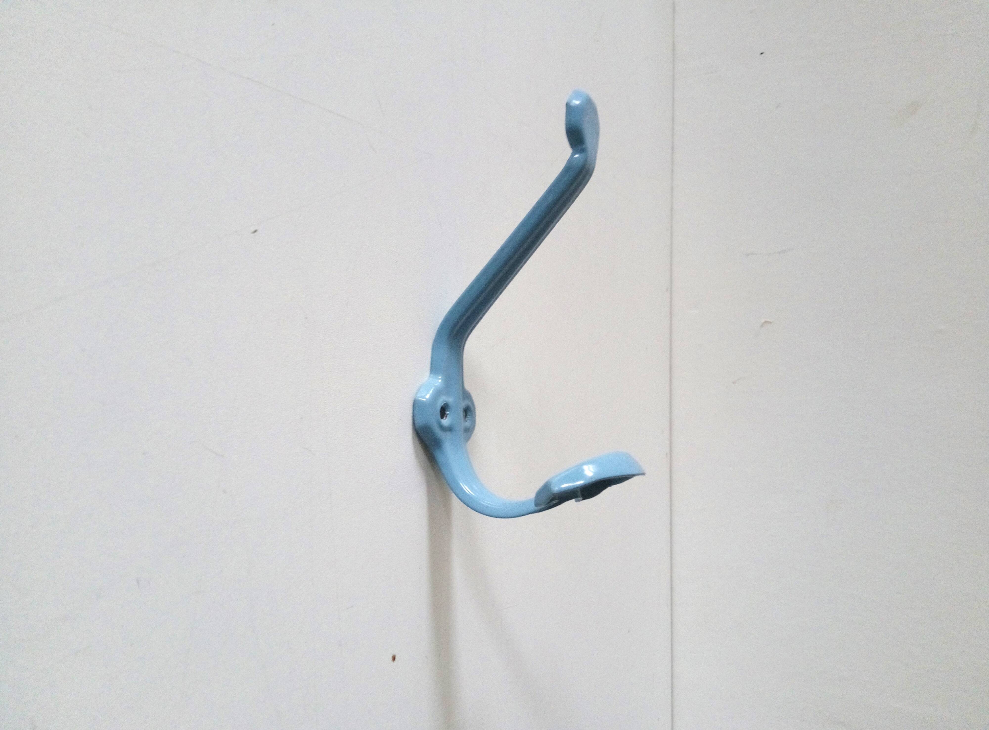 Vintage wall hook - blue lacquered metal - 1960-70