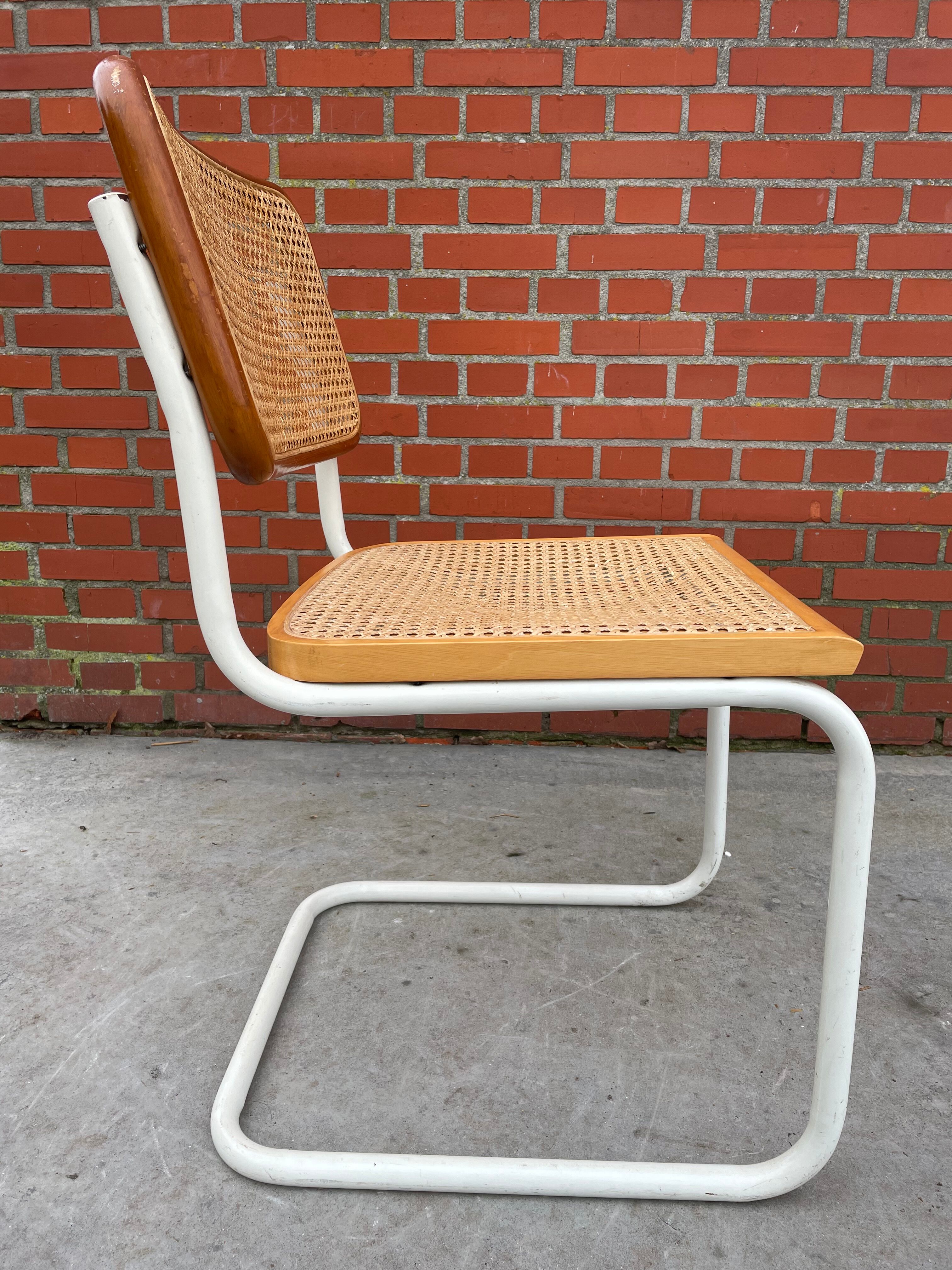 Cesca design chair b32 model white wood