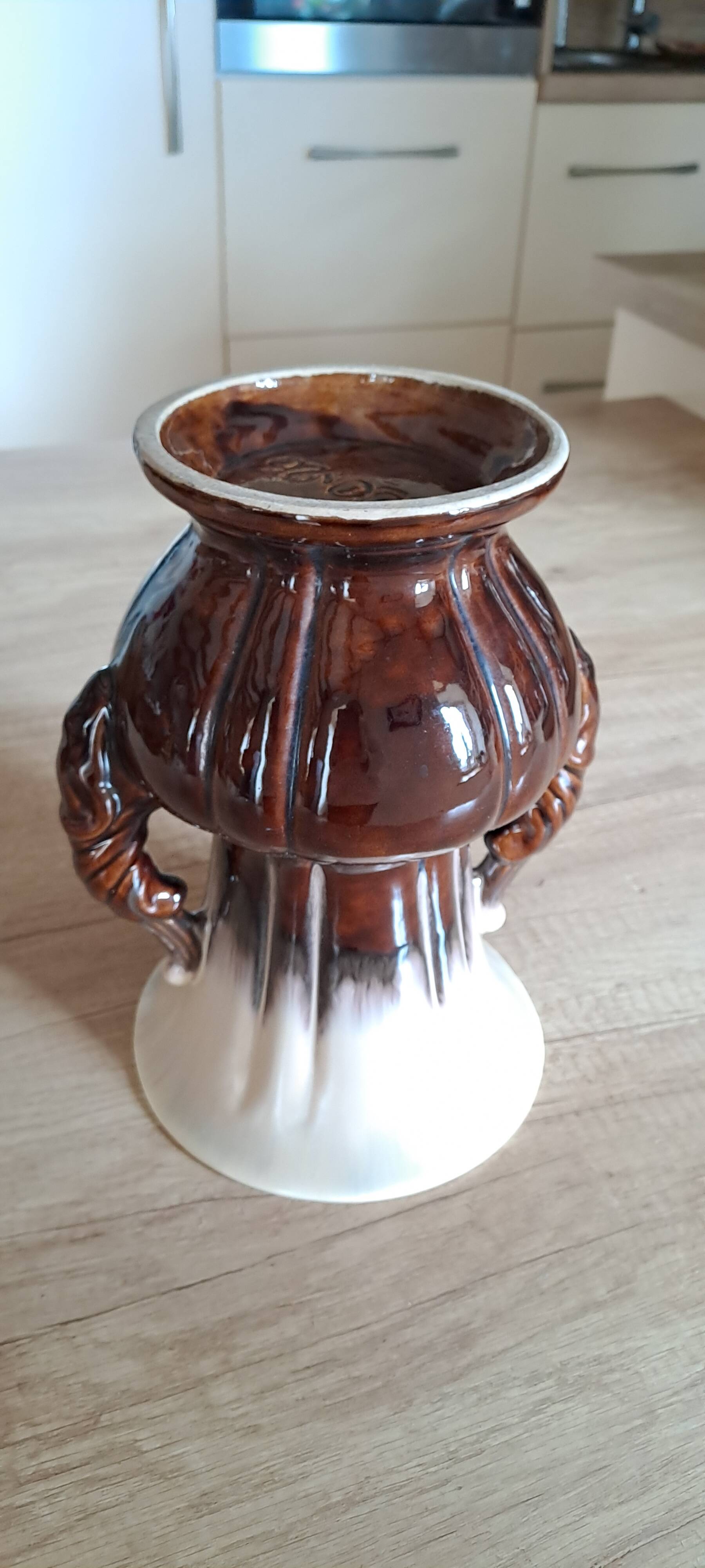 Numbered amphora vase