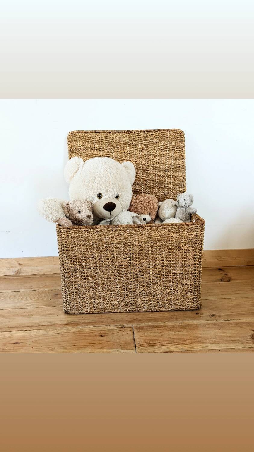 Vintage woven wicker trunk