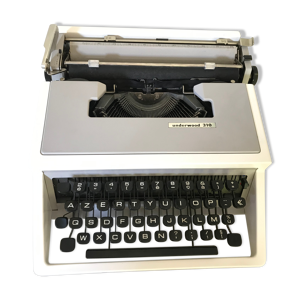 Machine à écrire Underwood 310