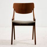 Teak dinig chair by Arne Hovmand Olsen for Mogens Kold