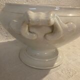 19th century tureen of Montereau