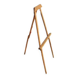 Old Artist's Easel in Light Wood