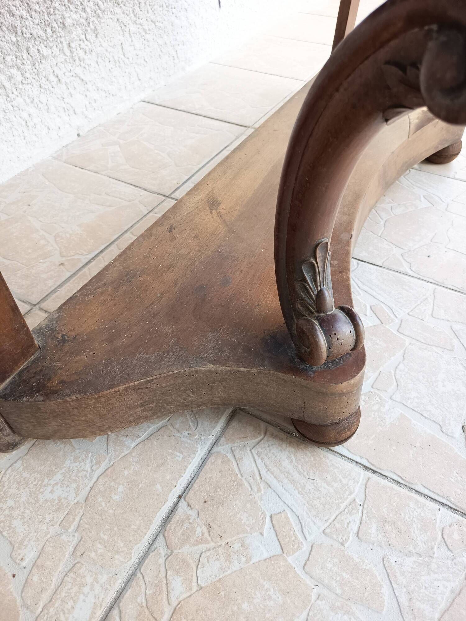 Console from the Napoleonic III era in walnut.