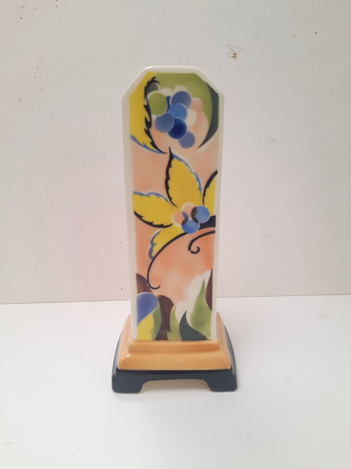 Art Deco vase in Czech ceramic