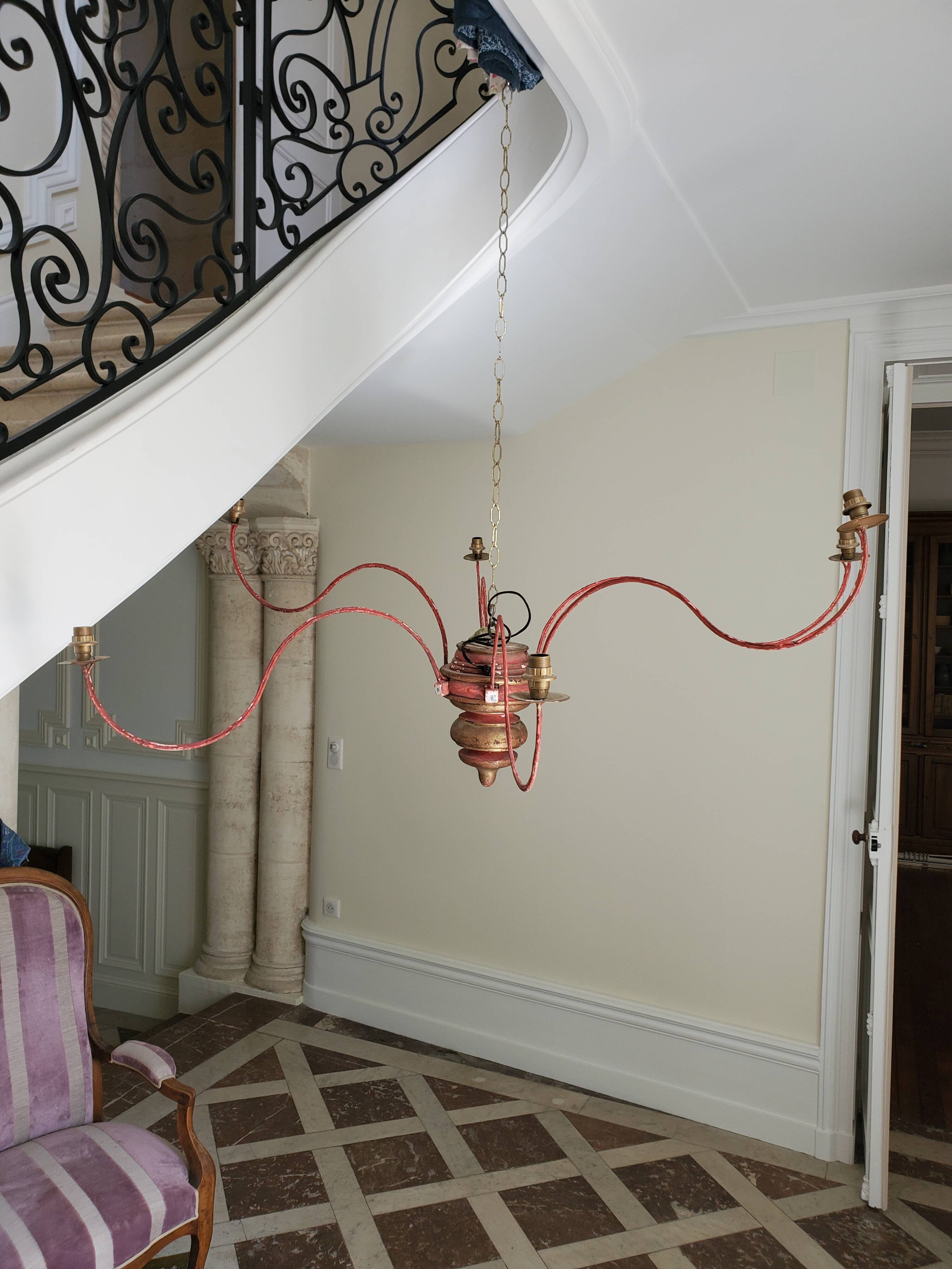 Lustre "like in an Italian theatre"