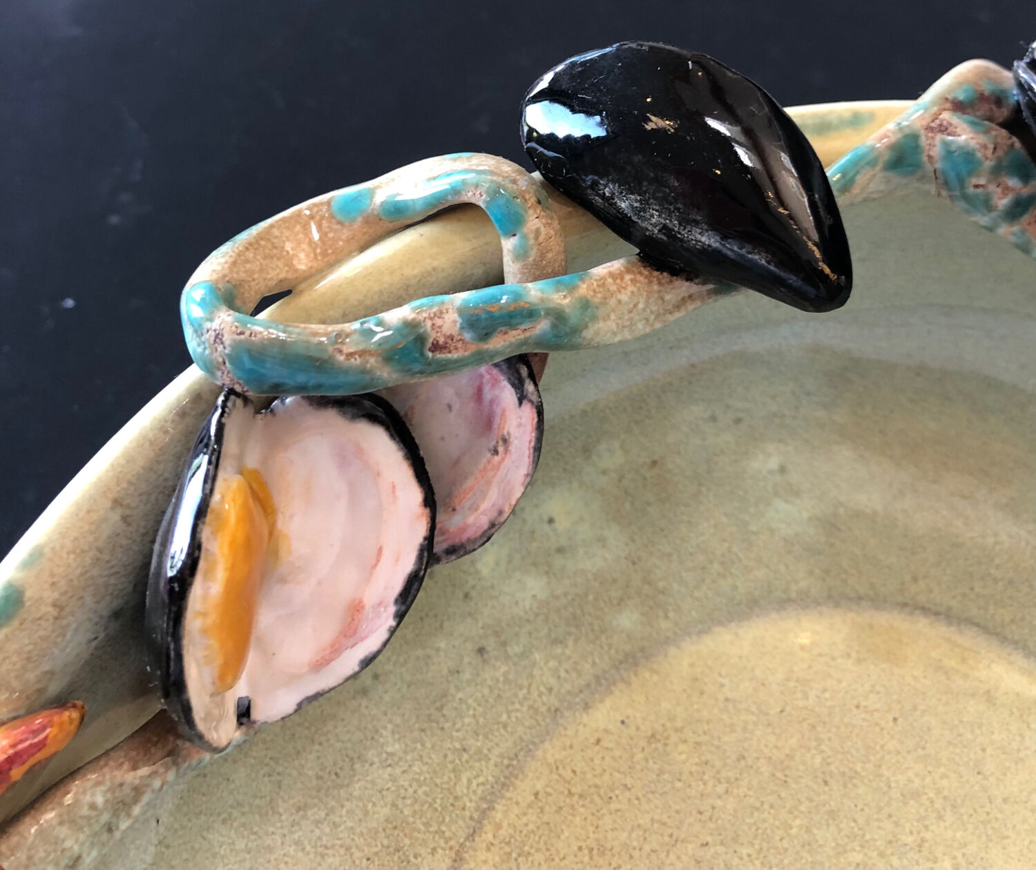 Paris ceramic dish with slip decoration, by Suzy Coste