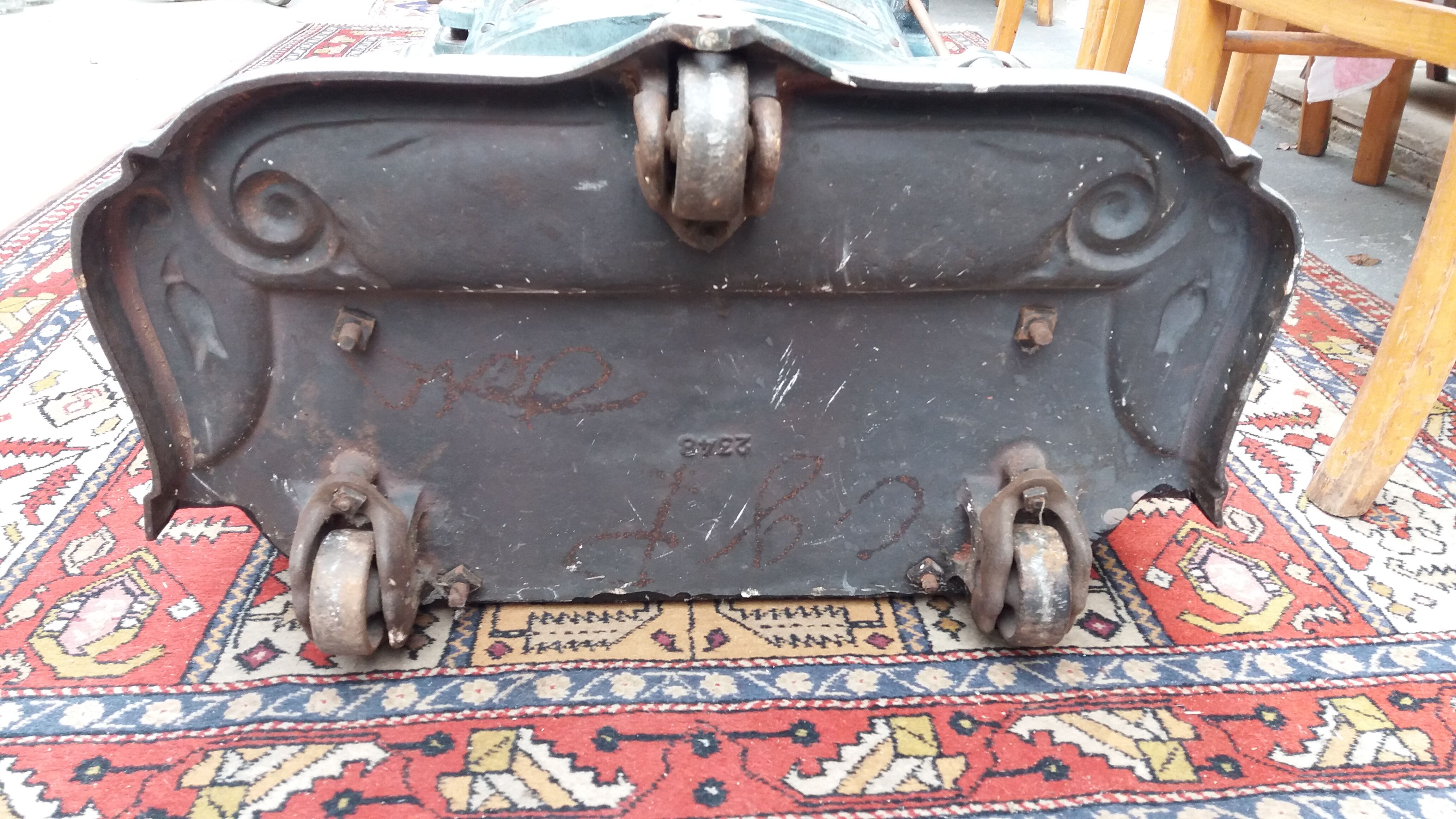 Wood stove or salamander