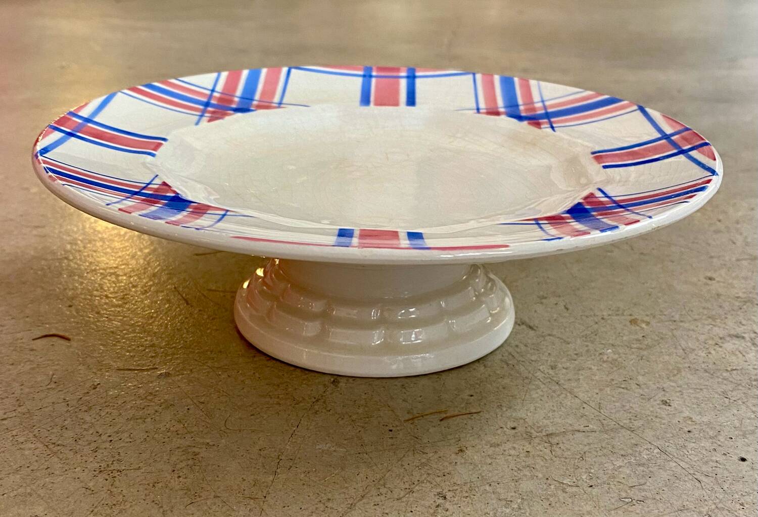 Ensemble de plats en porcelaine