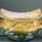 Ancienne jardinière en barbotine Art Nouveau