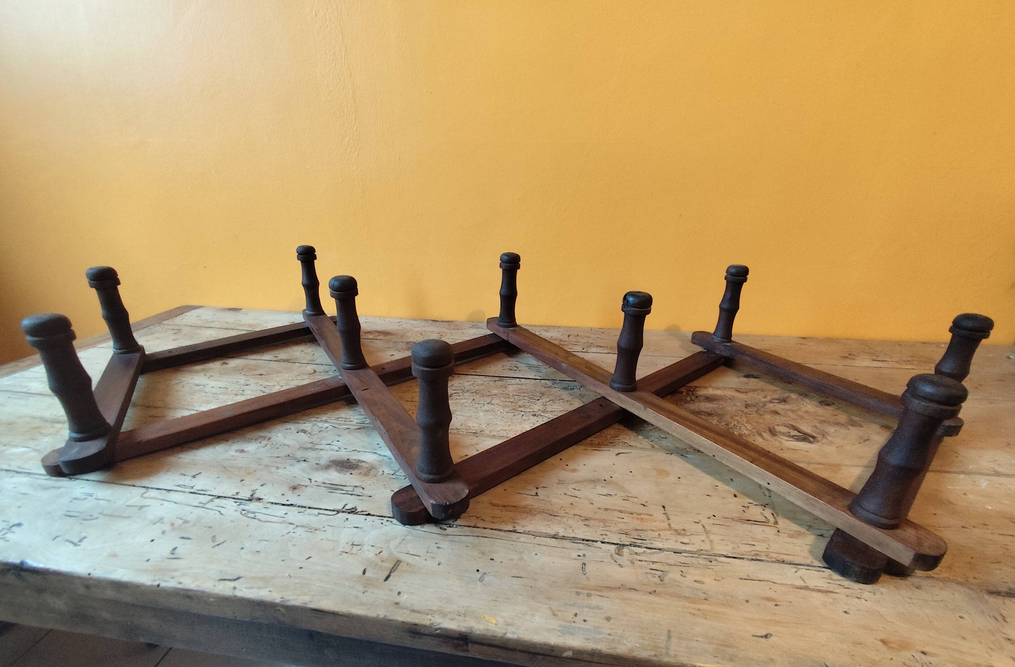 Old telescopic wooden wall coat rack - 10 accordion hook coat rack