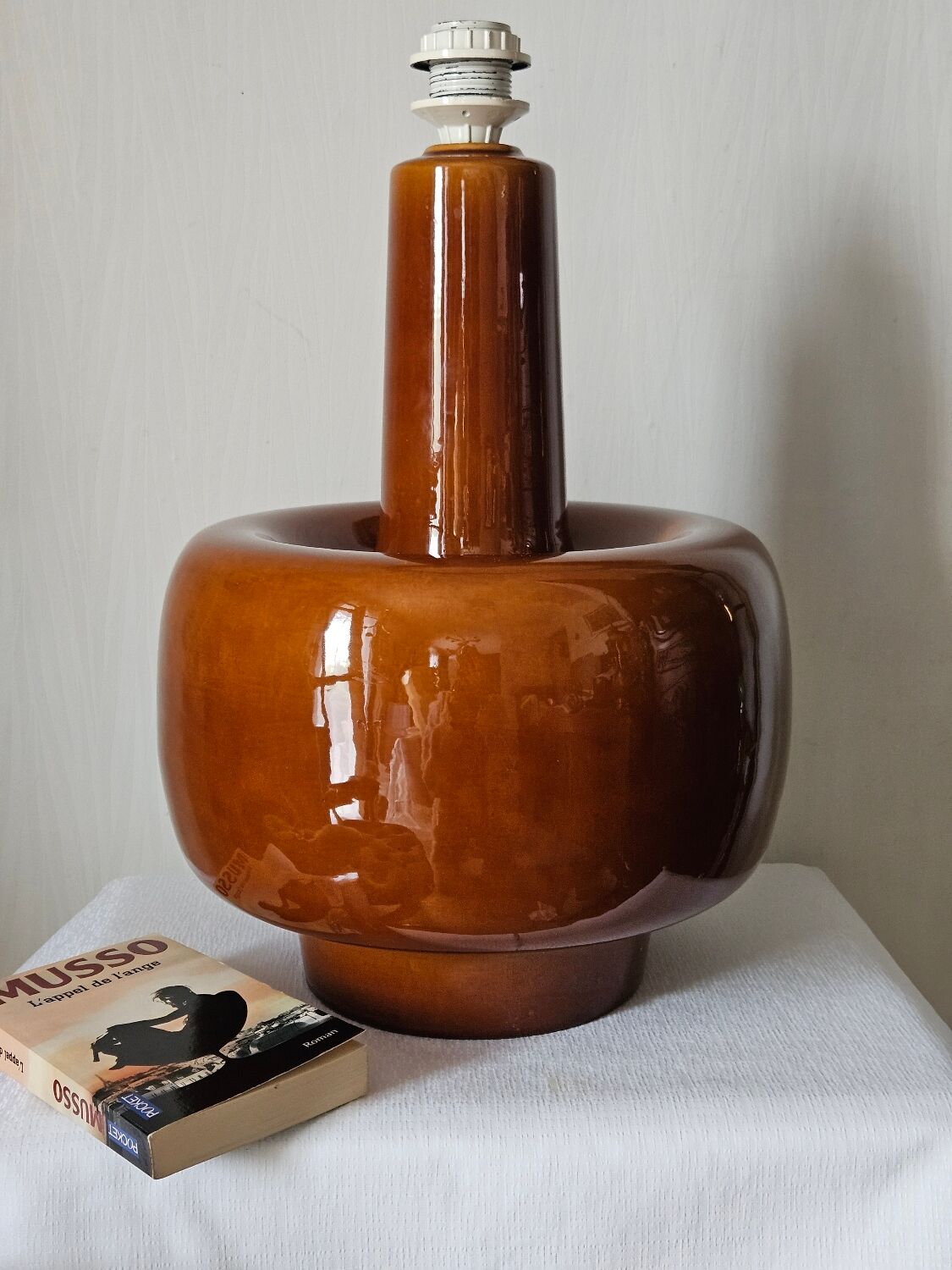 Vintage spinning top lamp base