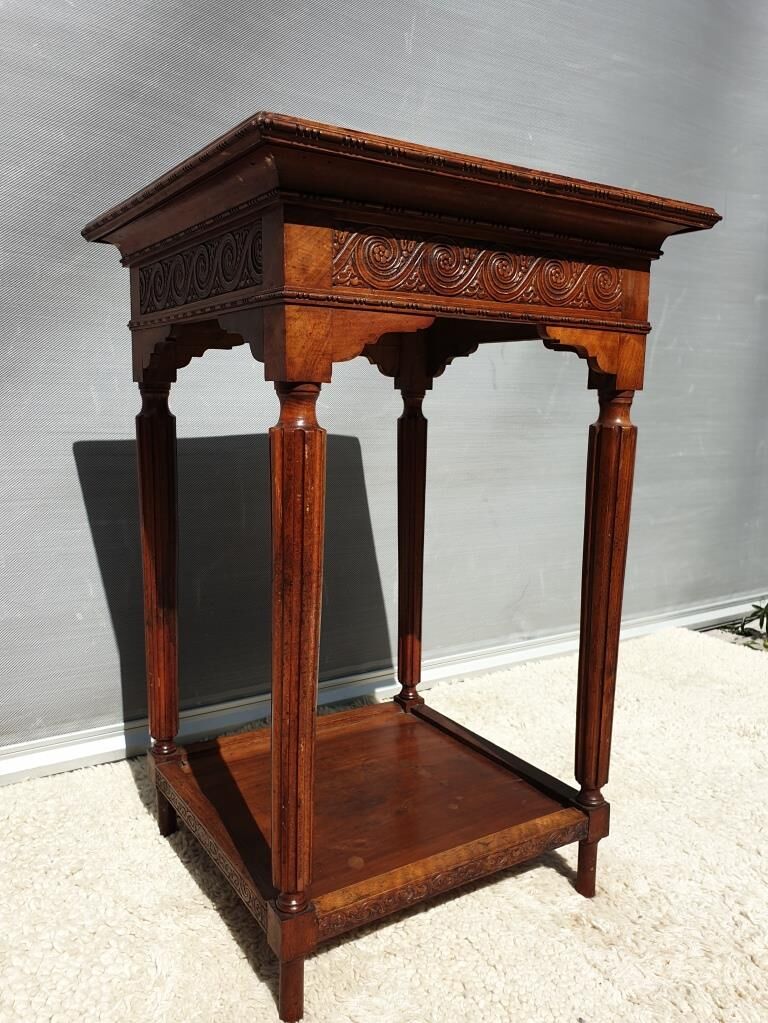 Mahogany harness orientalist décor with Greek friezes