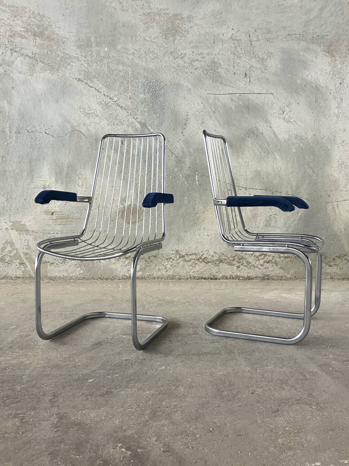Pair of vintage chrome chairs from the 1970s