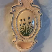 Vintage wall-mounted holy water font in Italian majolica – CAFF Gubbio 20cm