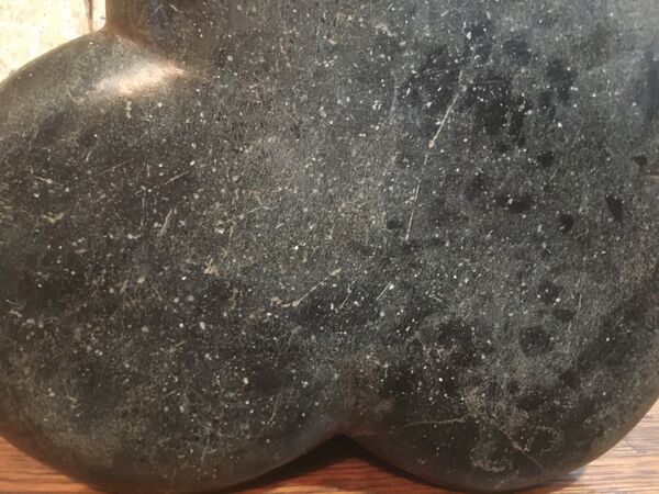 Boîte indienne à tika ou épices en pierre