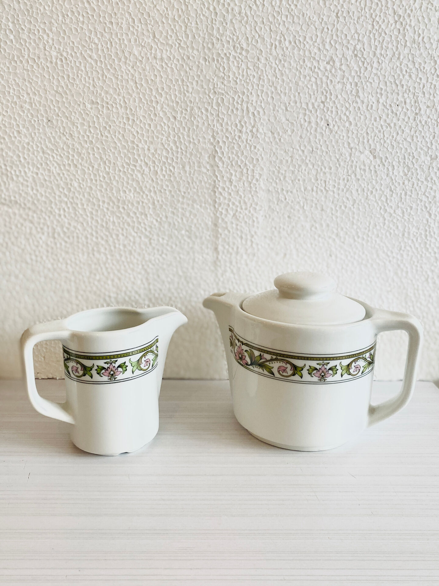 Vintage porcelain coffee pot / teapot and milk jug Apilco