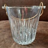 Ice bucket
