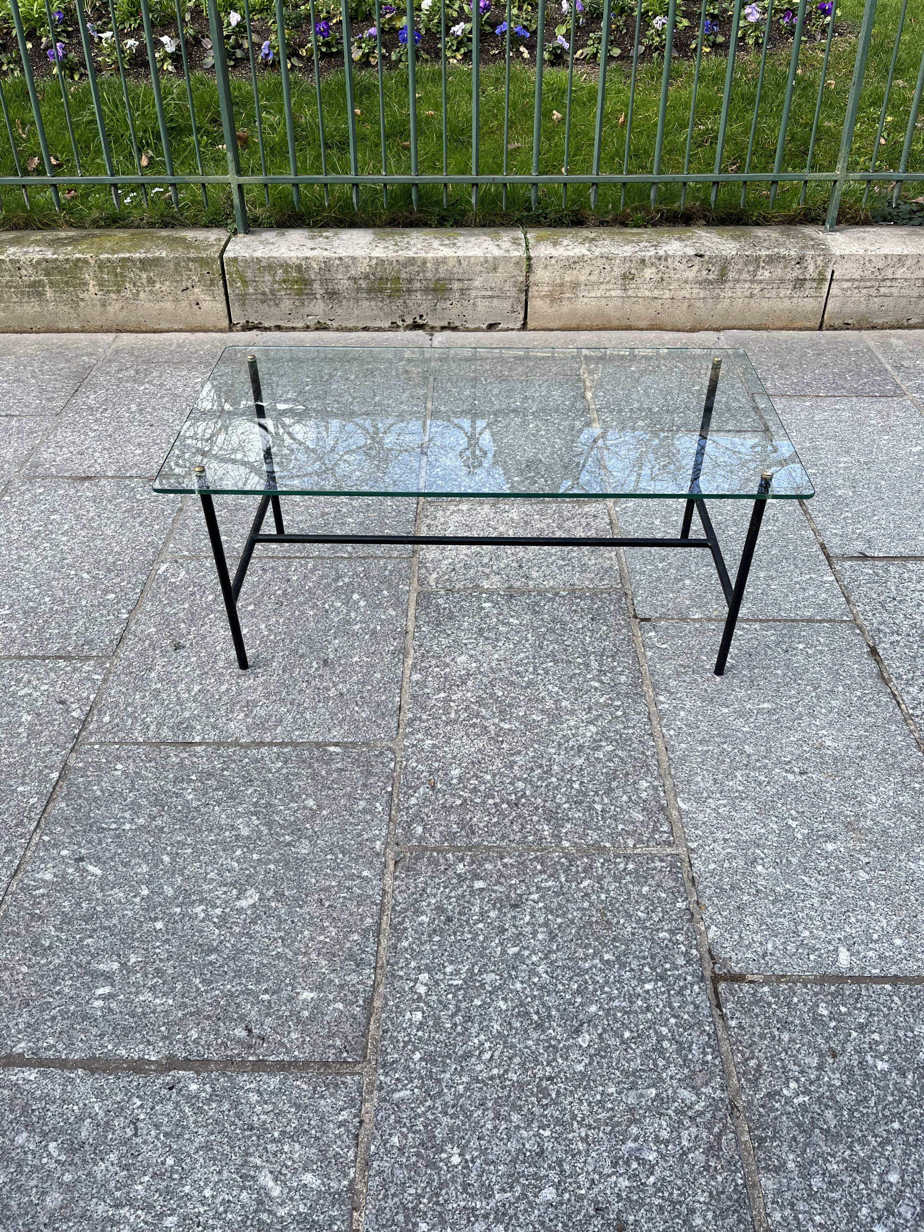 Coffee table by Pierre Guariche for Disderot. Around 1950.