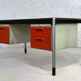 Strafor Executive Office