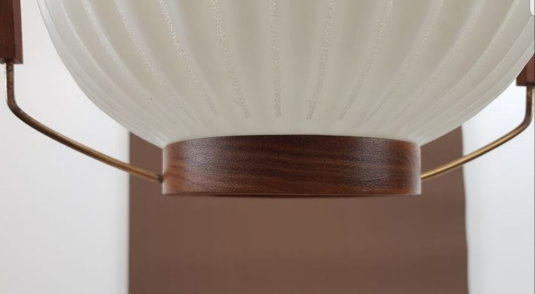 Vintage hanging in opaline and wood 60s