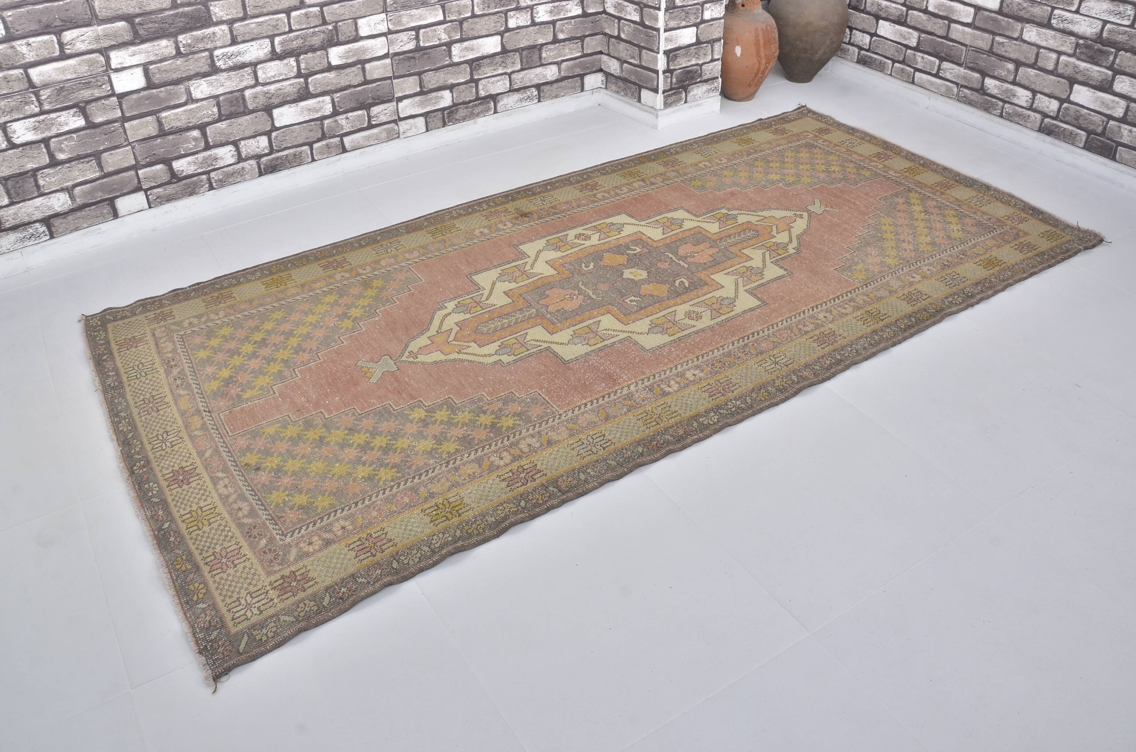 OushaK Anatoliann Floral Rug sk2492