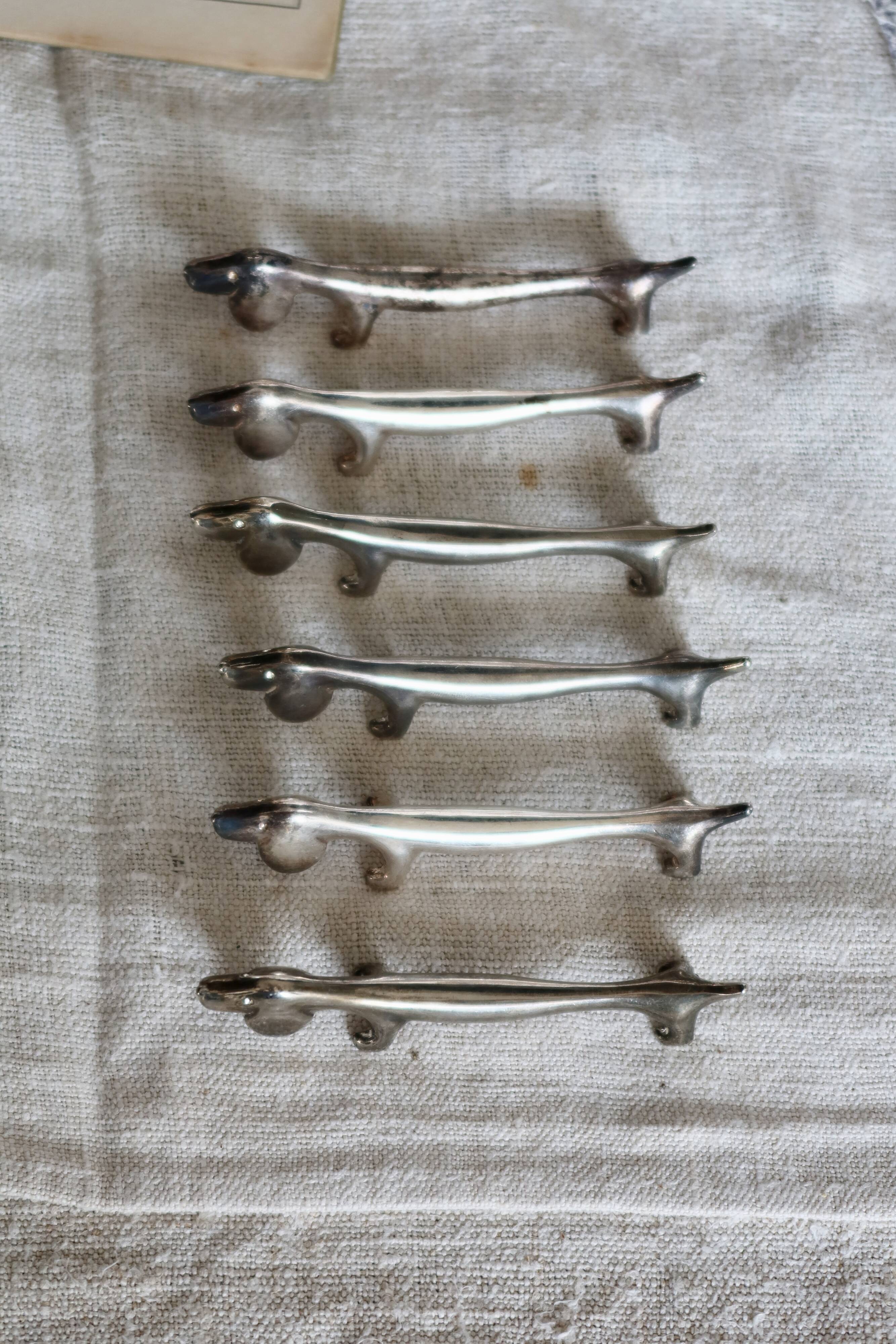 6 Vintage Dachshund Dog Knife Rests – Patinated Silver Metal