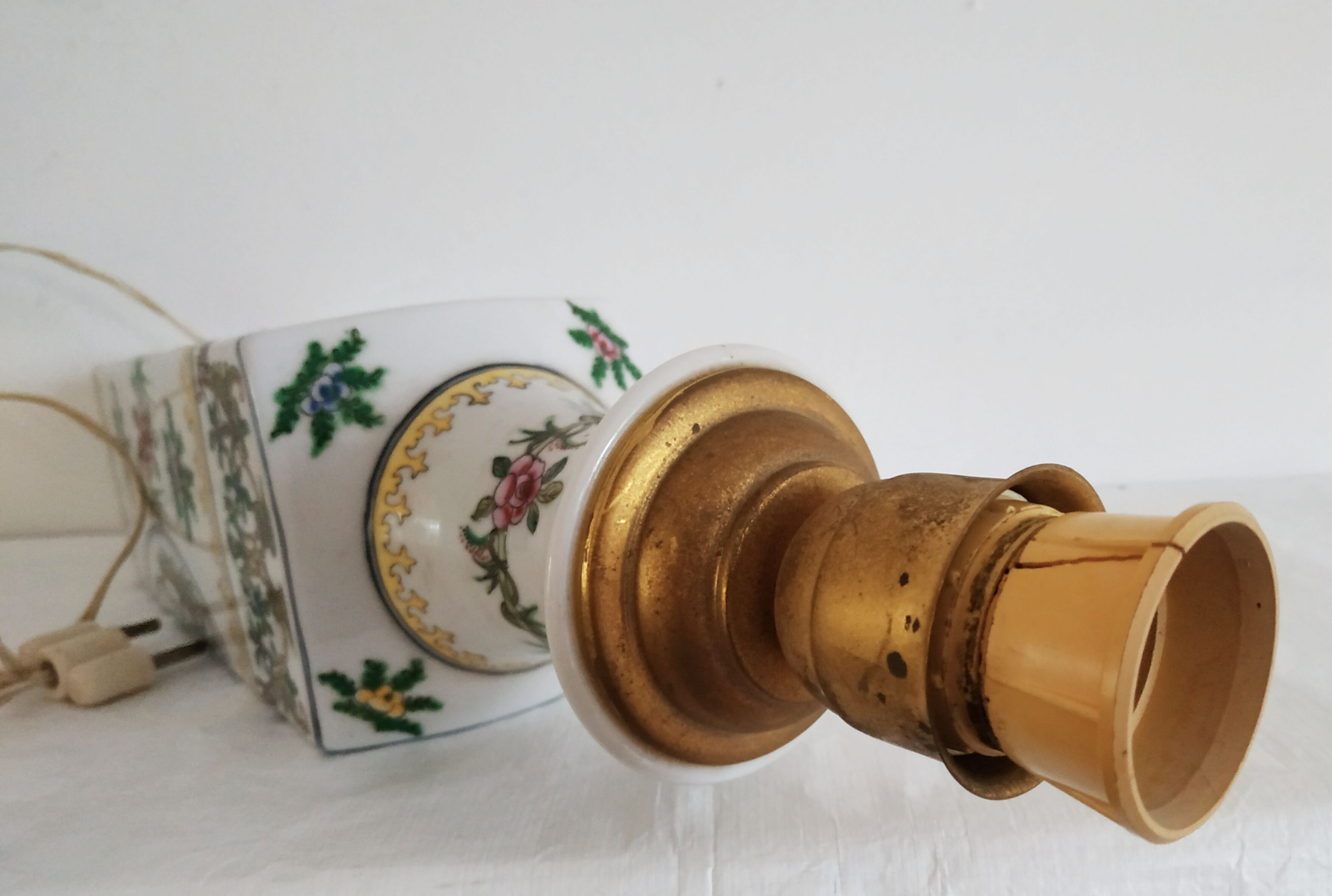 New company of India vase mounted in lamp