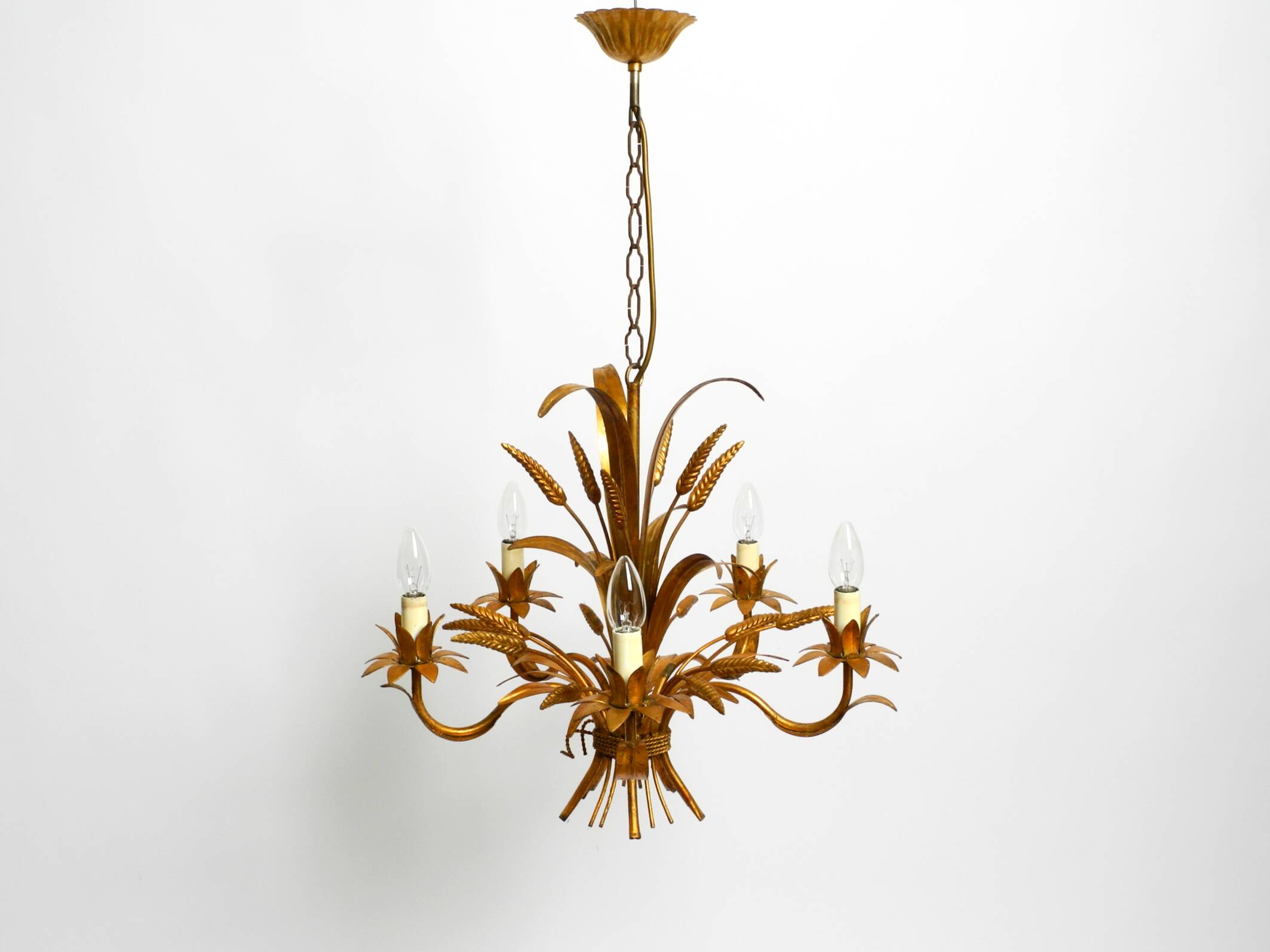 Beautiful 1970s gold-plated 5-arm tall metal chandelier by Hans Kögl