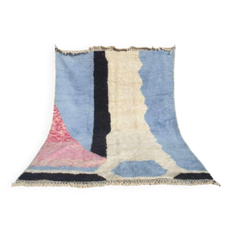 Tapis traditionnel en laine coloré
