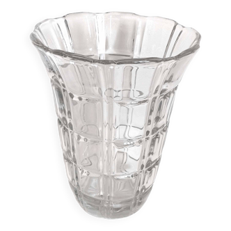 Large chiseled crystal vase from the 60s Height 25.5 cm
