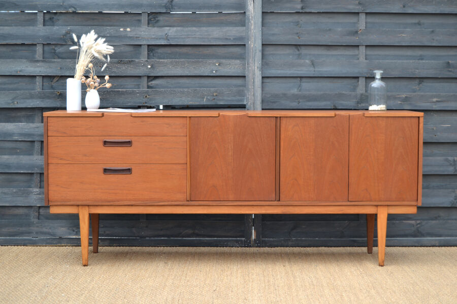 Minimalist enfilade by Nathan * 184 cm