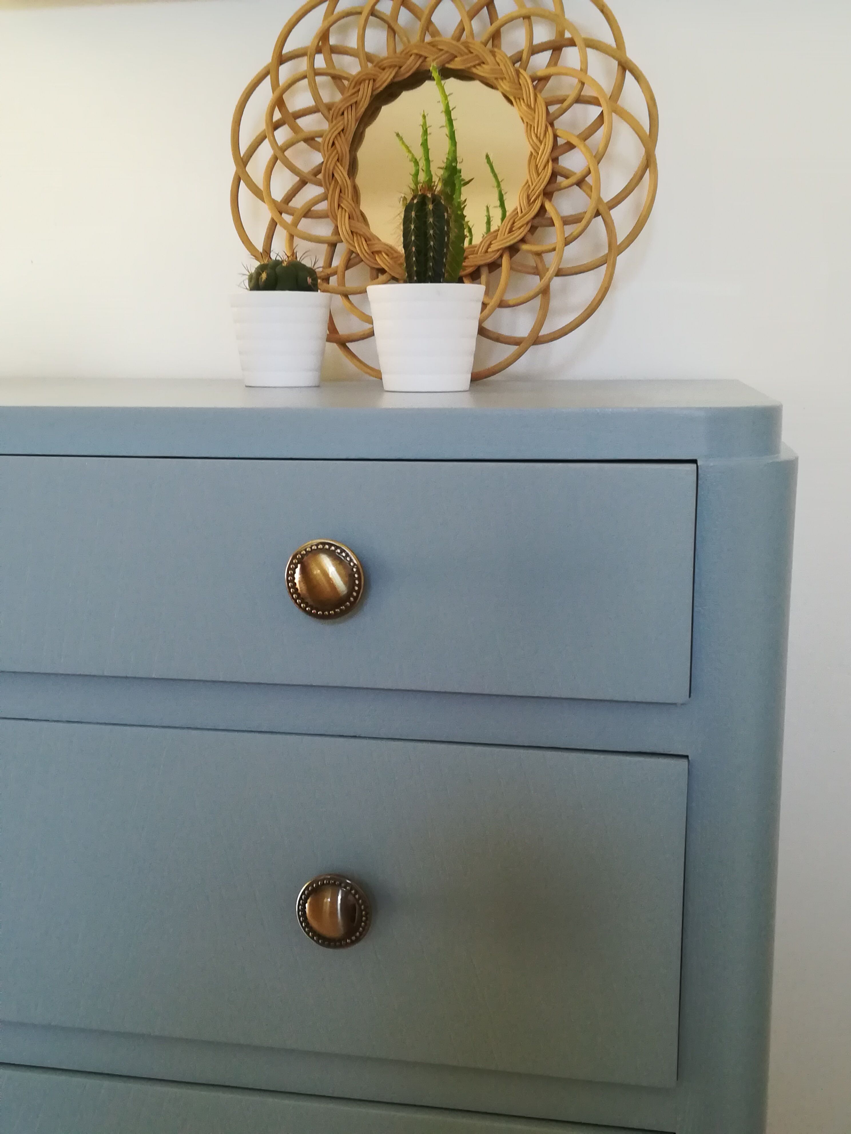 Vintage dresser with folding mirror 1950