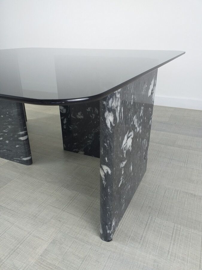 Table basse design années 80 vintage marbre verre