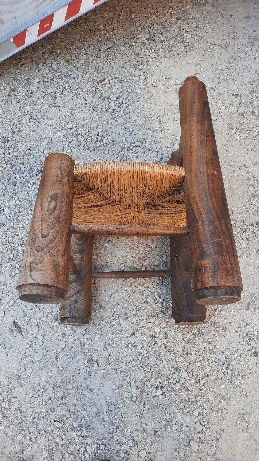 Chaise basse