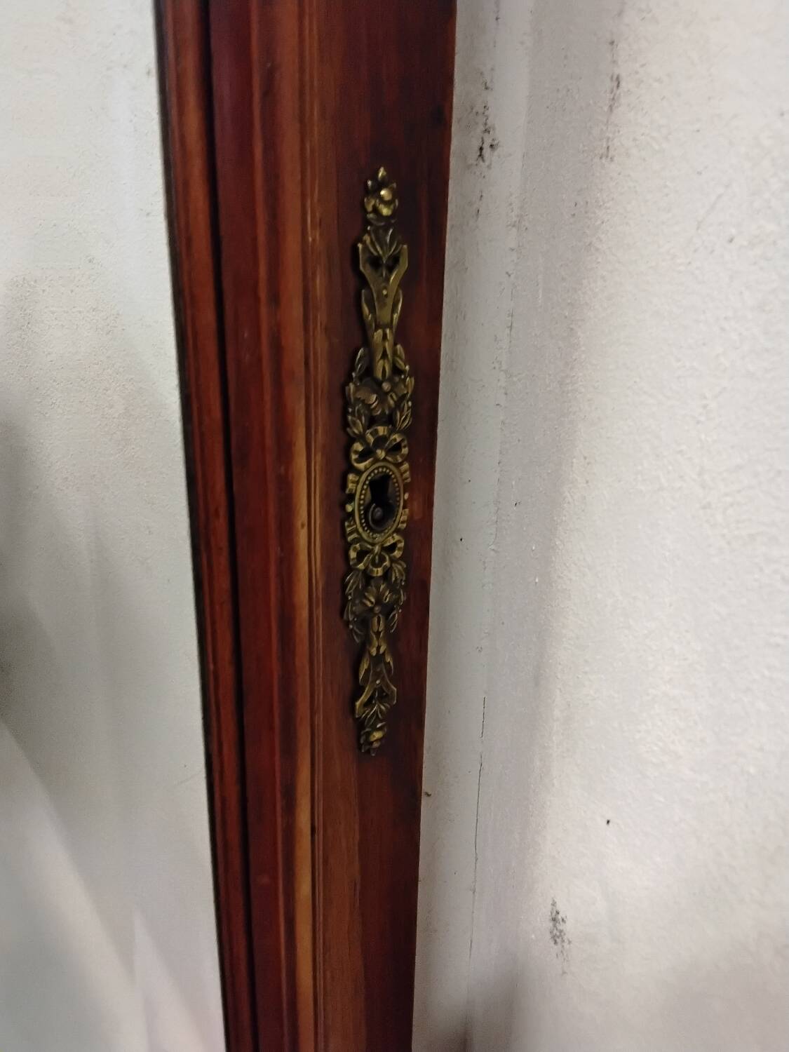 Large mirror/wardrobe door