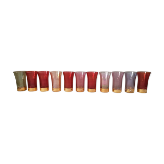 Set of 11 iridescent 1950s glasses