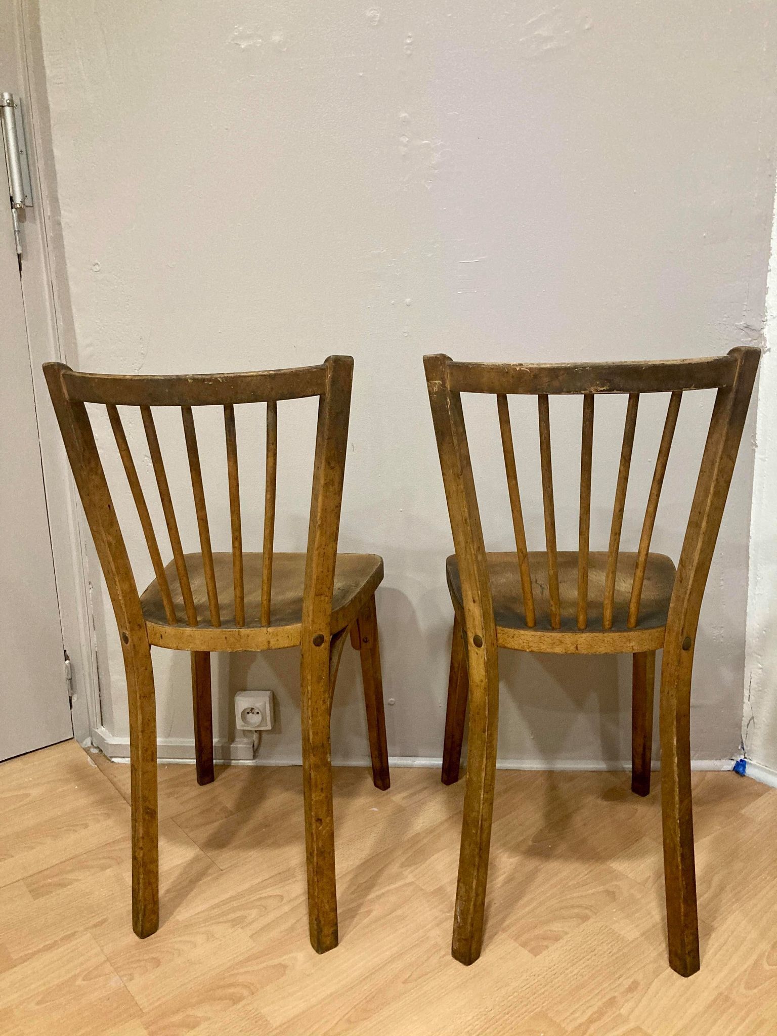 Lot of 2 Baumann chairs