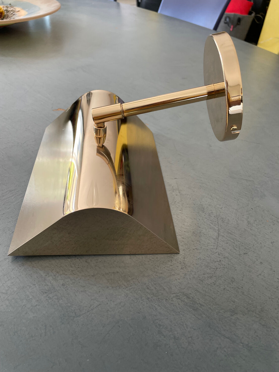 SCE brass wall light