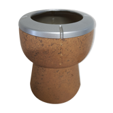 Bucket has champagne shape field cap