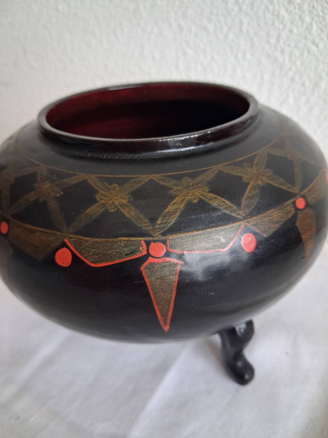 Chinese lacquer bonbonnière