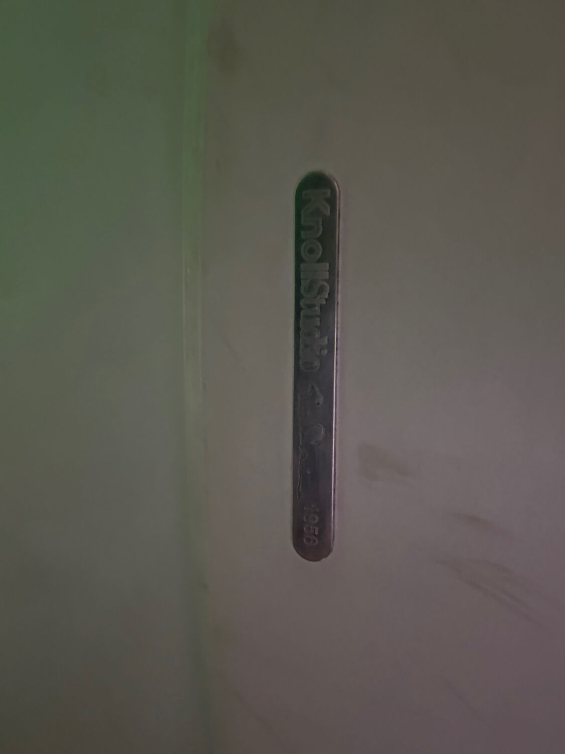 Saarinen table oval top Knoll