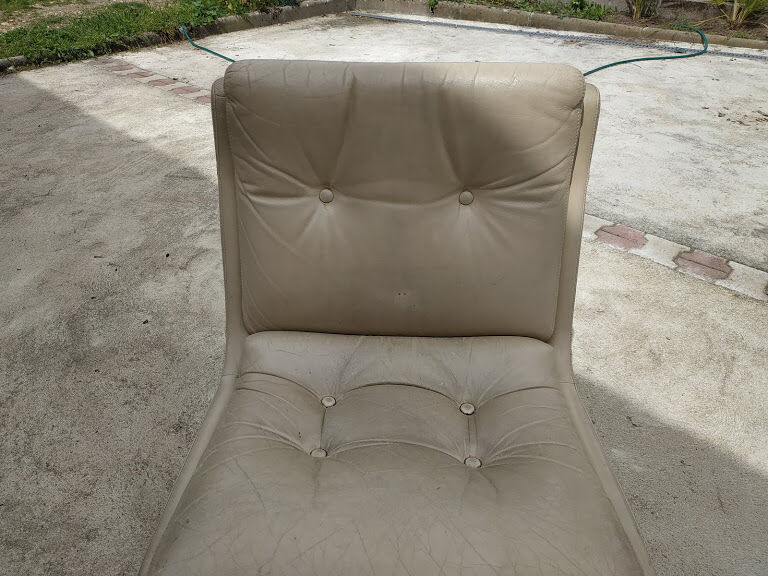 3 armchairs Raphael Raffel