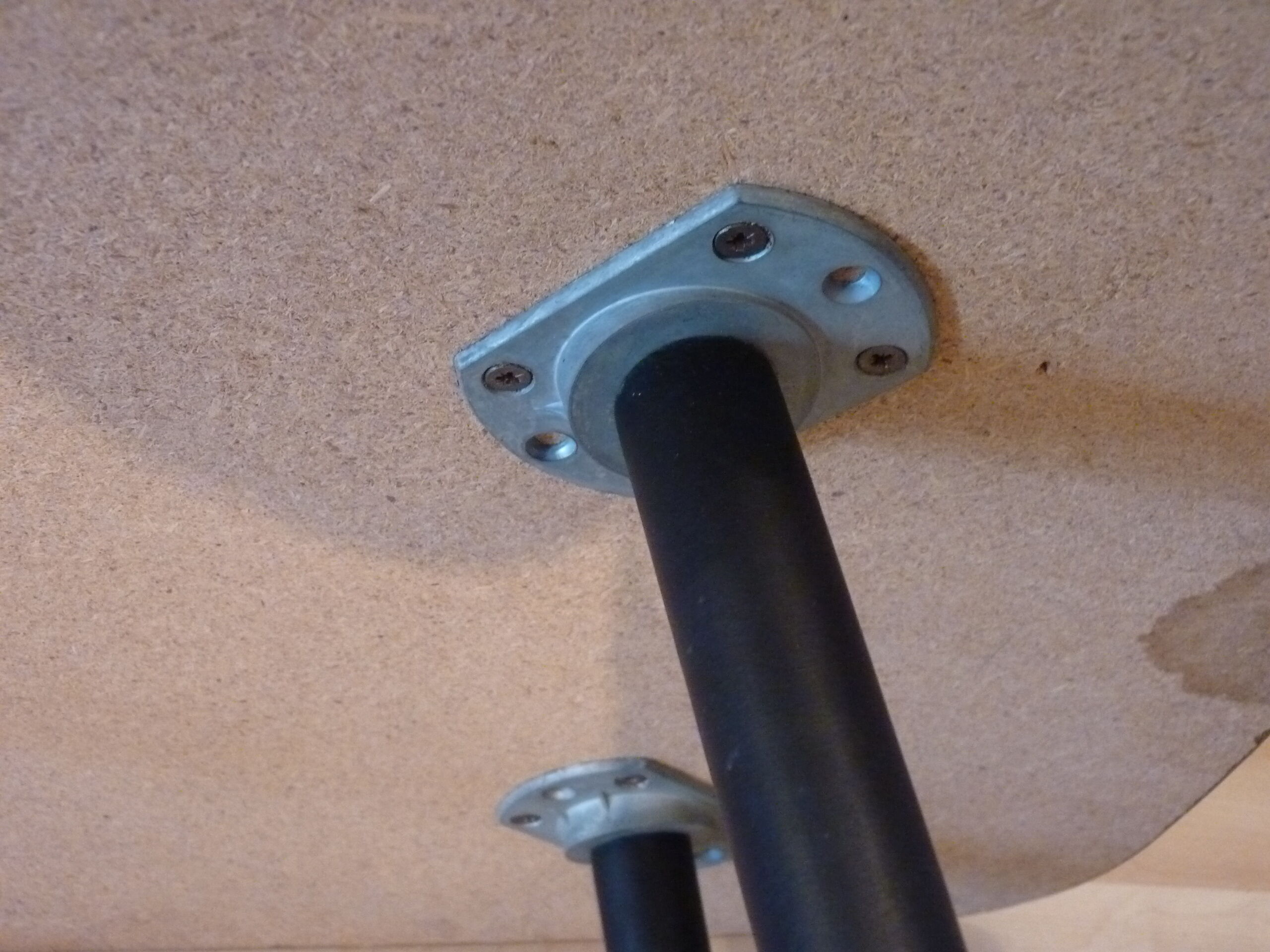 Coffee table decor flower years 60