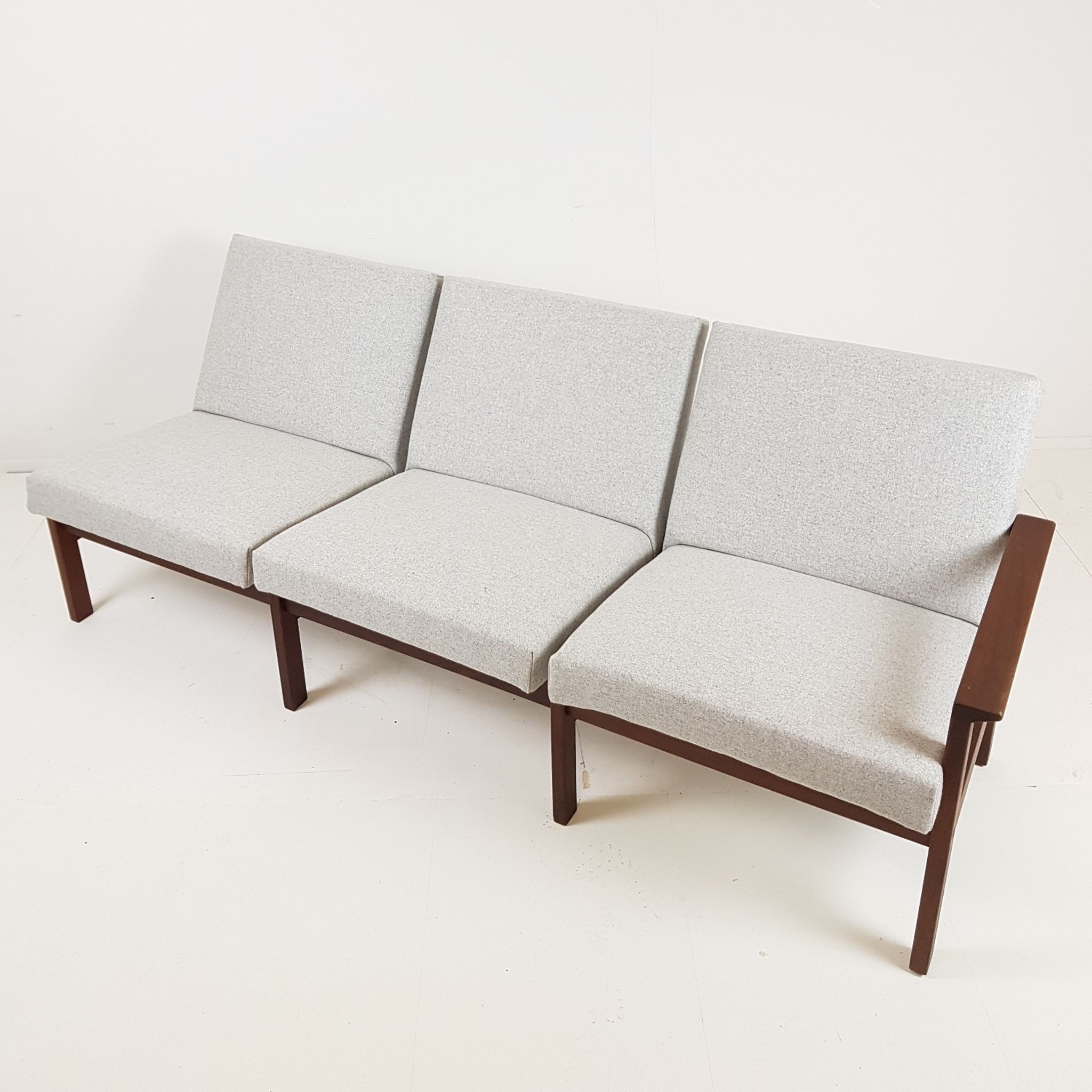 Canapé kvadrat laine gris Yngve Ekström pour Pastoe