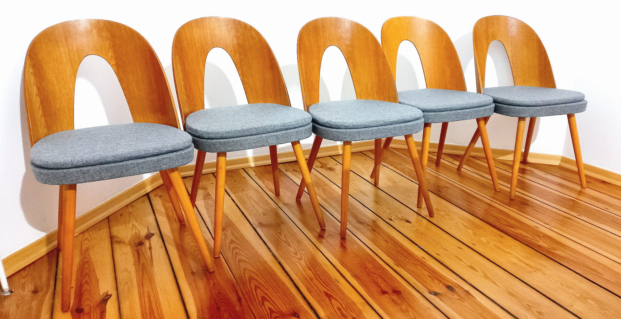 Set of five chairs, design. A. Suman, Tatra Nabytok, Czechoslovakia, 60s