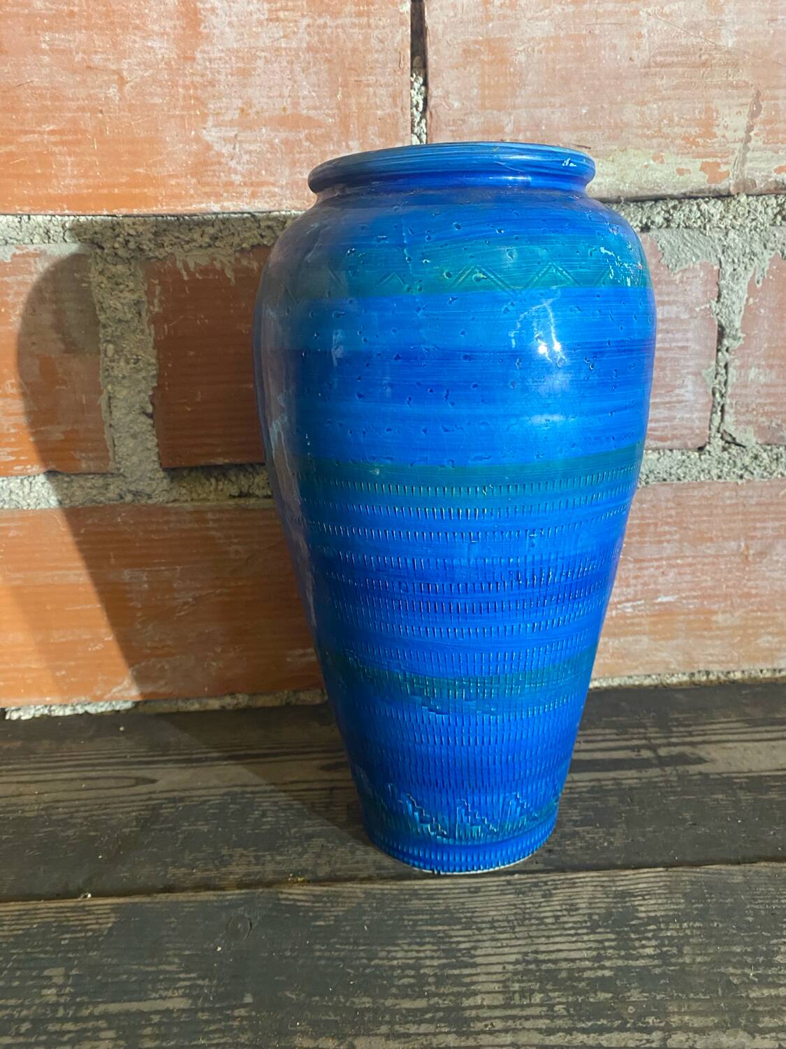 Antique ALDO LONDI vase for Bitossi, Chiseled Ceramic, Blue, Rimini Series