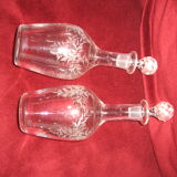 2 carafons of chiseled glass