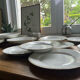 Service en porcelaine blanche et liseré doré